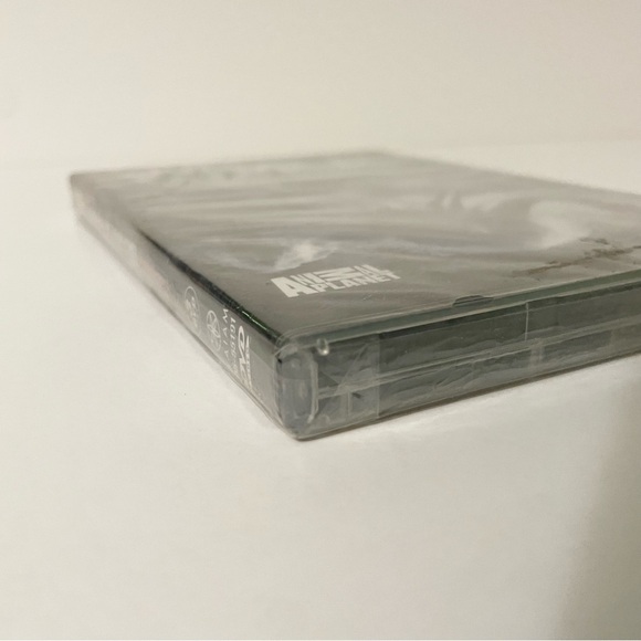 Whale Wars Season 3 DVD Sealed Animal Planet - Picture 8 of 11